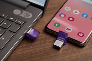Kingston Technology DataTraveler microDuo 3C USB kľúč 256 GB USB Type-A / USB Type-C 3.2 Gen 1 (3.1 Gen 1) Nerezová oceľ, Purpurová PC