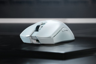 Razer Viper V2 Pro myš Hranie Pravoruké RF Wireless + USB Type-C Optický 30000 DPI PC