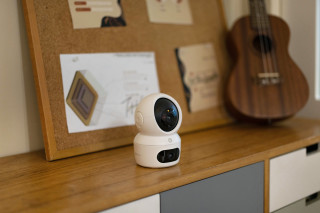 EZVIZ H7C Duálna interiérová kamera Home