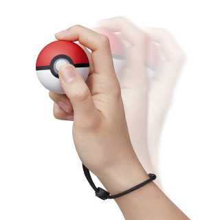 Pokémon Let's Go Pikachu! + Poké Ball Plus Switch